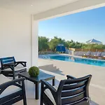 Julian Private Stone With Sea View Apartamento *